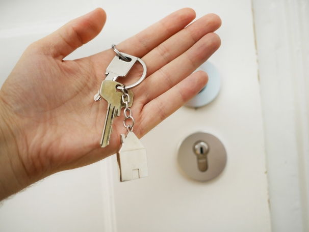 https://KatannyaH.StopRentingStartOwning.com